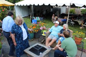 Joanne-39a2f425-920c-415d-a9b3-cb9bf5deff07.JPG